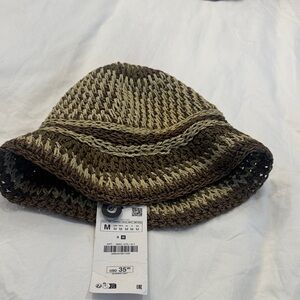 Zara Brown and Cream Knit Bucket Hat